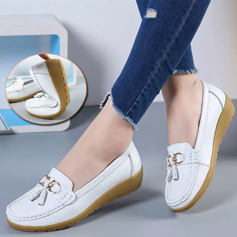 fashion-women-shoes-designer-colorful-loafers-luxury-brand-female-flats-sneakers-586655.webp