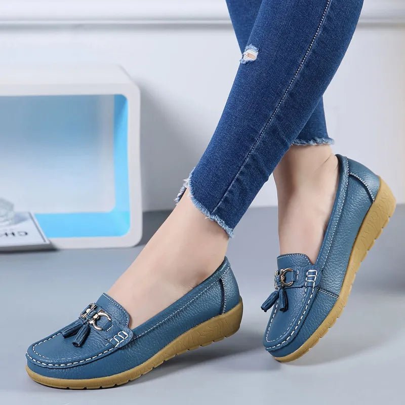 fashion-women-shoes-designer-colorful-loafers-luxury-brand-female-flats-sneakers-733901.webp